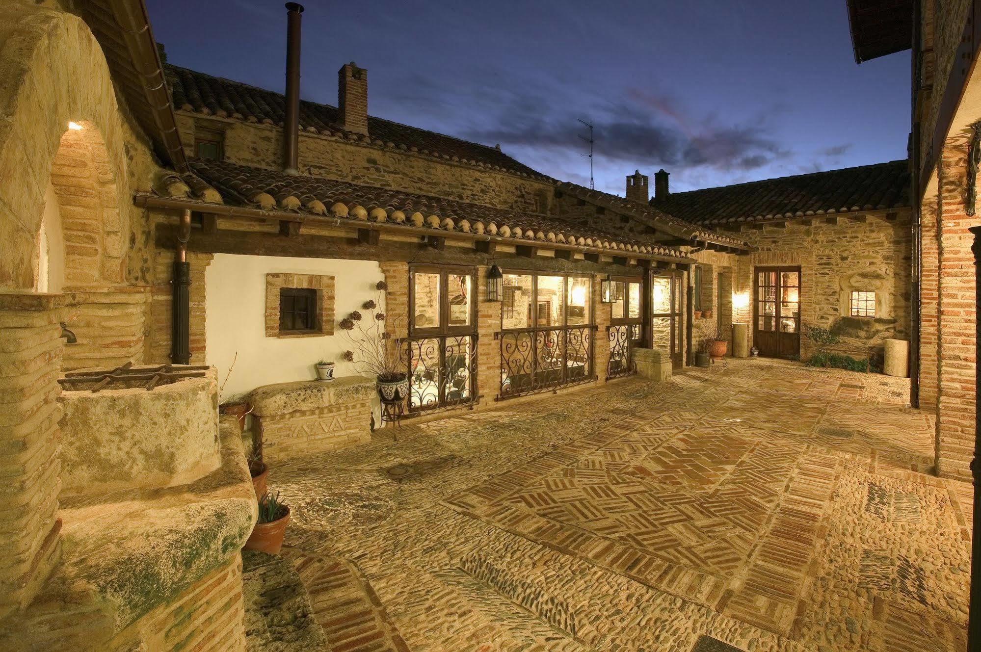 Hosteria Camino Luyego de Somoza ภายนอก รูปภาพ